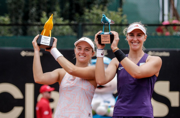 Les paires Podoroska / Haddad Maia (Bogota) et Niculescu / Hsieh (Biel) sont les gagnantes des tournois de doubles de la semaine.
