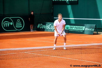 Le joueur monégasque Benjamin Balleret (ex-204e ATP, 3e tour à Monte-Carlo en 2006) arrête sa carrière et devient le coach de Gilles Muller.