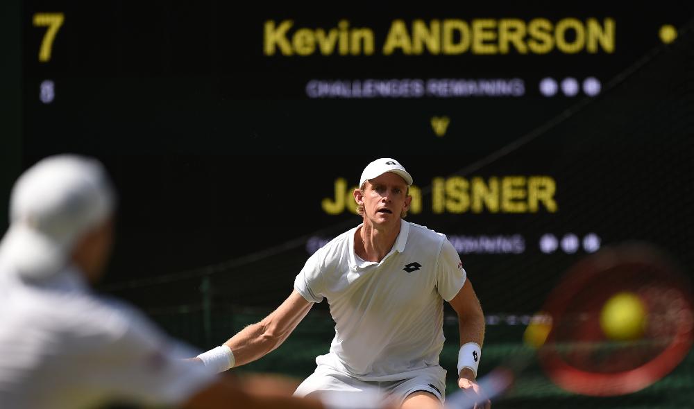 5th set between Isner and Anderson ! The the South African confirmed his 3rd break of the match to earn the 4th set