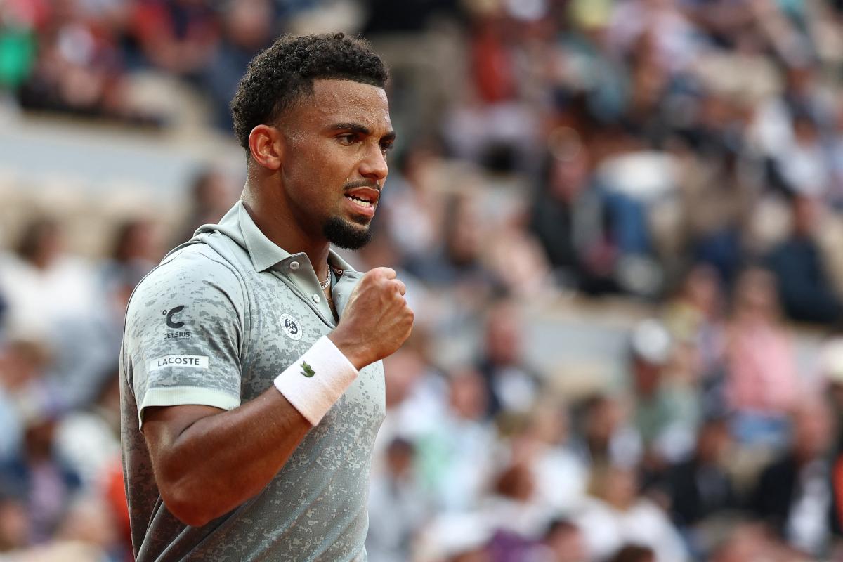 Fils withdraws from Halle tournament  
