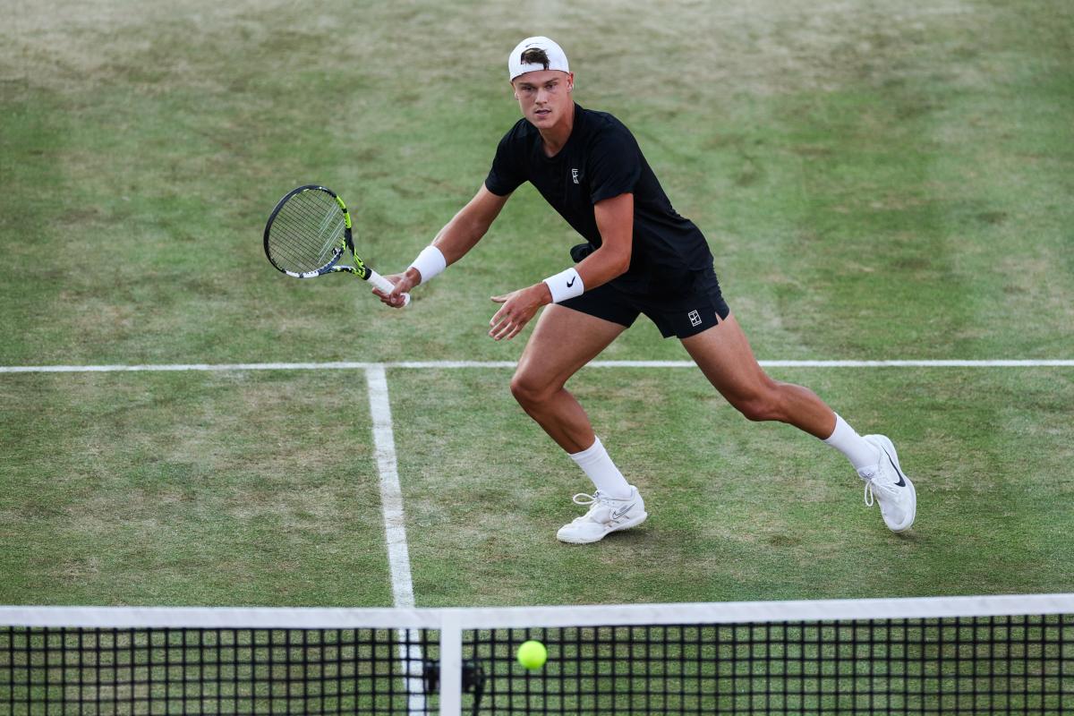 Vidéo - Demi-volée suivie d’un tweener : le superbe point remporté par Rune au Queen’s