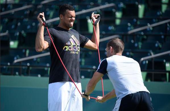 Tsonga s’entraîne dur à Miami pour son retour