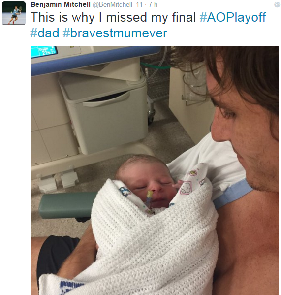 Ben Mitchell a déclaré forfait pour la finale de l'AO Playoff pour voir naître son premier enfant
