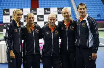 Les Pays-Bas signent une des plus grosses surprises de l'histoire de la Fed Cup en battant la Russie, ultra-favorite sur le papier, 3-0.