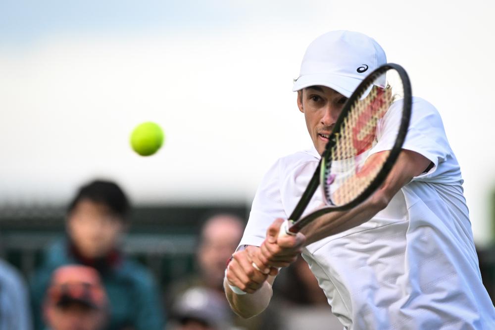 De Minaur stoppt einen zu unbeständigen Arthur Fils in Wimbledon!