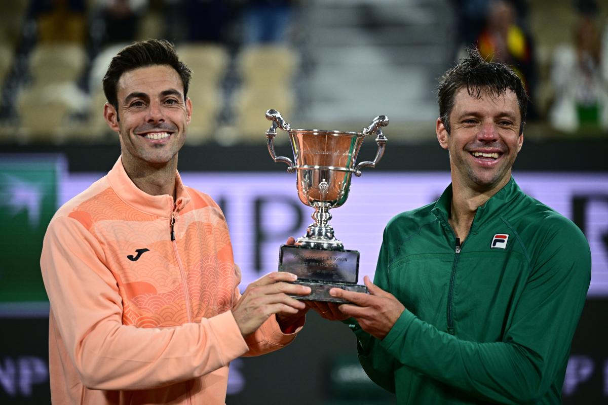 Granollers and Zeballos Win Their First Grand Slam at Roland Garros 