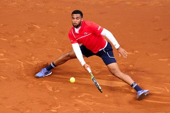 Colpo duro per Arthur Fils, eliminato al primo turno a Madrid  
