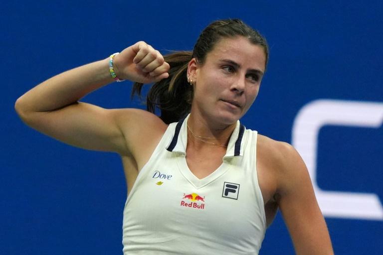 Badosa cai, Navarro qualifica-se para a sua primeira meia-final de um Grand Slam!