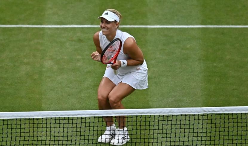 Kerber de retour en demi-finales 