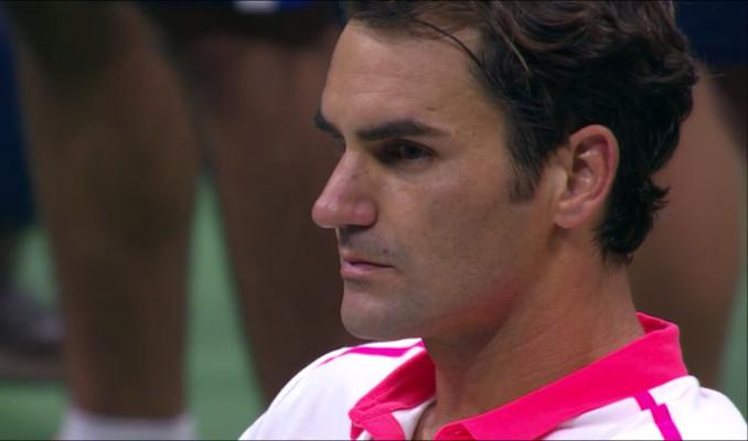 Federer le regard dans le vide après sa défaite en finale de l'US Open