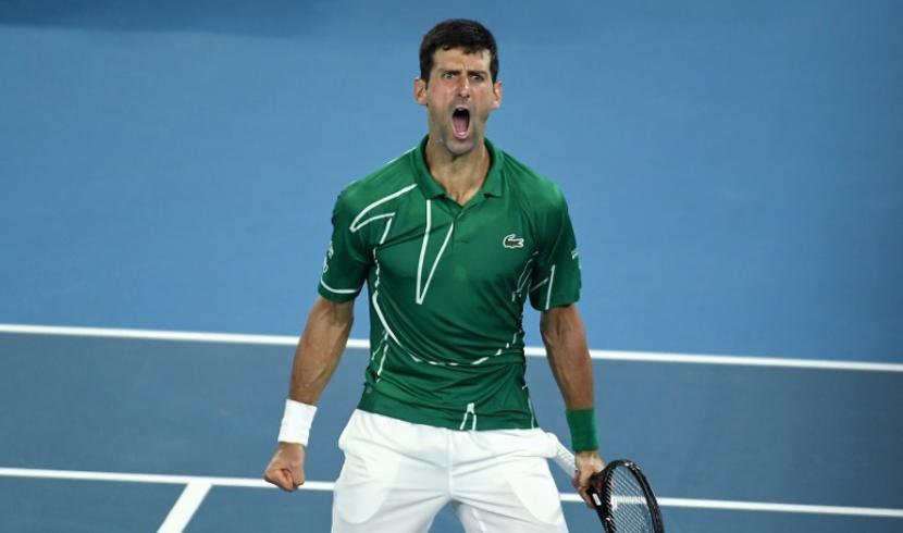 Djokovic clinches his 8th Australian Open, 17th Grand Slam title! Extremely strong, the Serbian just beat Thiem in a huge 5 sets thriller