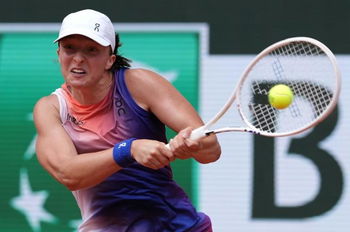 ¡Swiatek ya tiene un pie en la final del Abierto de Francia!