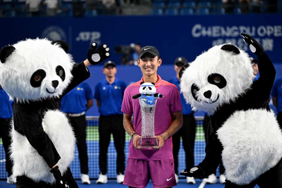 Shang également forfait à Miami, Halys en profite
