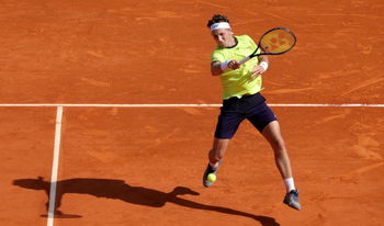Ruud, tenant du titre, remporte son premier match à Barcelone