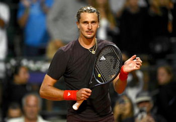 Zverev approfitta del ritiro di Cerundolo a Toronto, Popyrin ancora in corsa per un doppio in Canada