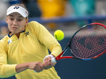 Rybakina adds a new coach to her team