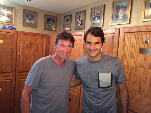 Federer a croisé The Great One, le hockeyeur canadien Wayne Gretzky, considéré comme le meilleur joueur de l'histoire, à Indian Wells.