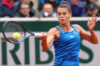 Paquet defeats Bucsa at the Australian Open