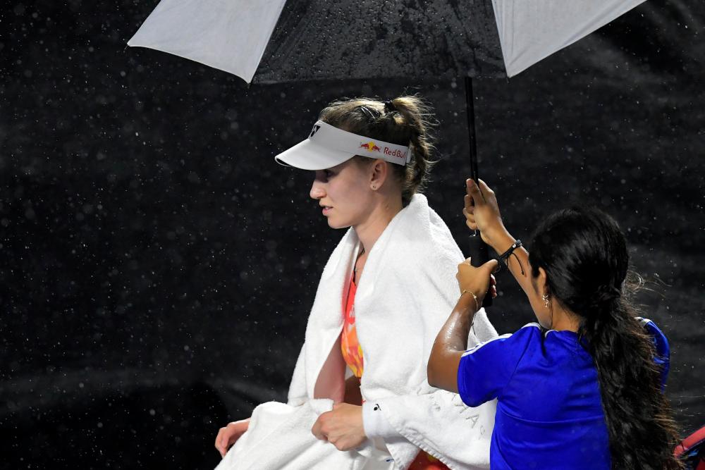 Rybakina et Sabalenka coupées dans leur élan aux WTA Finals.