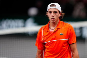 Guinard surprise winner over Safiullin in Auckland, Cazaux also qualified