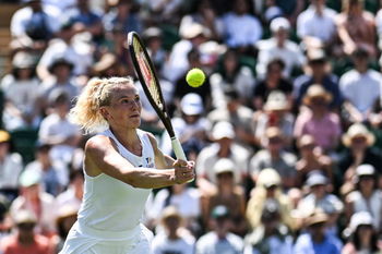 Siniakova Dominates Golubic and Wins the WTA 125 Tournament in Warsaw  