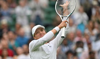 Swiatek, Raducanu, Boisson's debut at Wimbledon: Today's grass-court schedule  