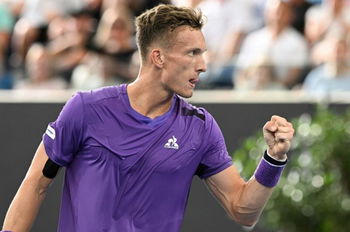 Lehecka wins Brisbane after Opelka's early retirement