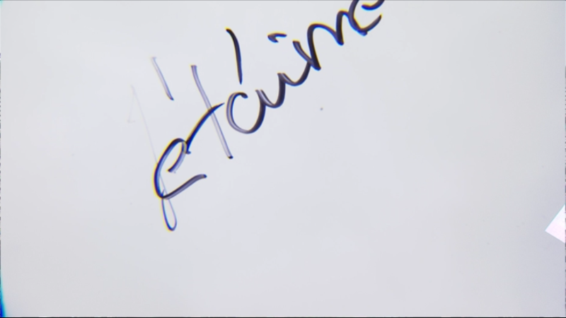 Le Je t'aime de Muguruza en guise de signature sur la caméra après sa victoire