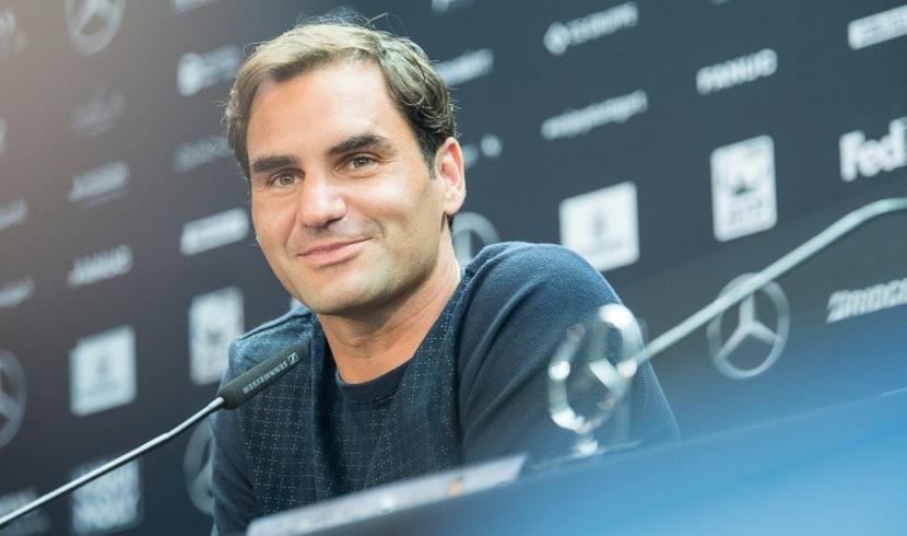 Federer (sur Uniqlo) : 