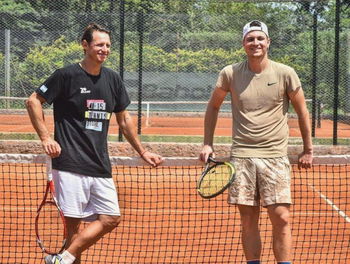 Nalbandian devient coach temporaire de Kecmanovic pendant la tournée sur terre battue en Amérique du Sud a annoncé le Serbe sur Instagram.