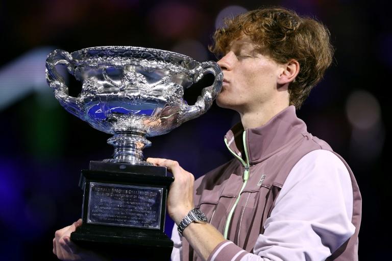 ATPアワード - シナーのコーチが最優秀コーチ賞にノミネートされず、スキャンダル？