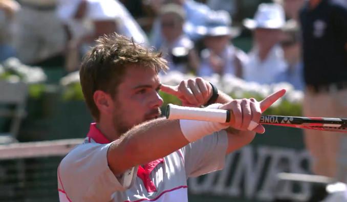 Wawrinka recolle face à Djokovic 