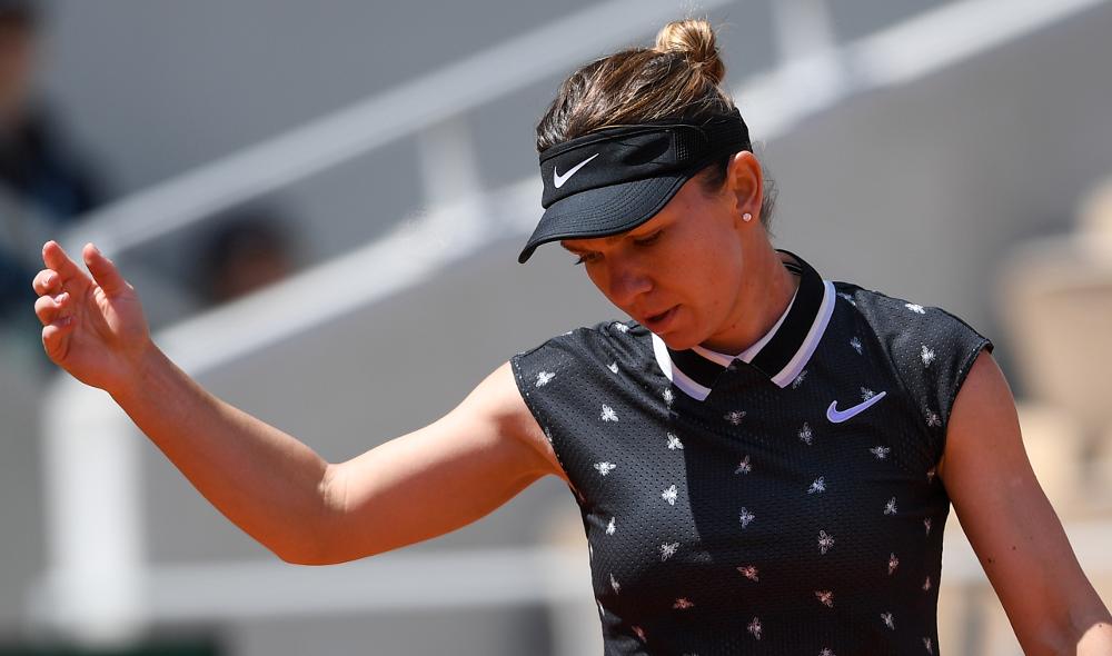 Halep chute de son trône à Roland Garros 