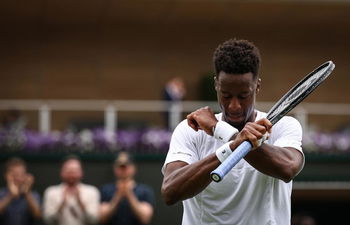 Monfils surprises Humbert and joins Alcaraz in the last 16