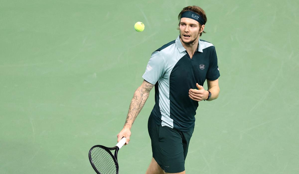 « Je ne suis pas mauvais, mais tu es le meilleur de tous les temps », les mots de Bublik à Sinner lors de leur poignée de main à l’US Open
