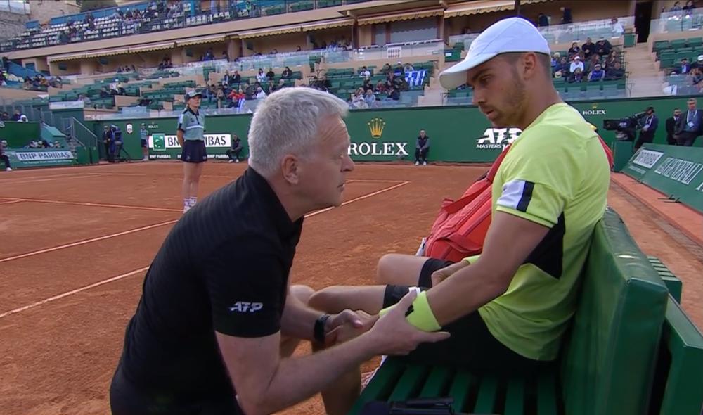 Bonzi contraint à l'abandon face à Tsitsipas à Monte-Carlo