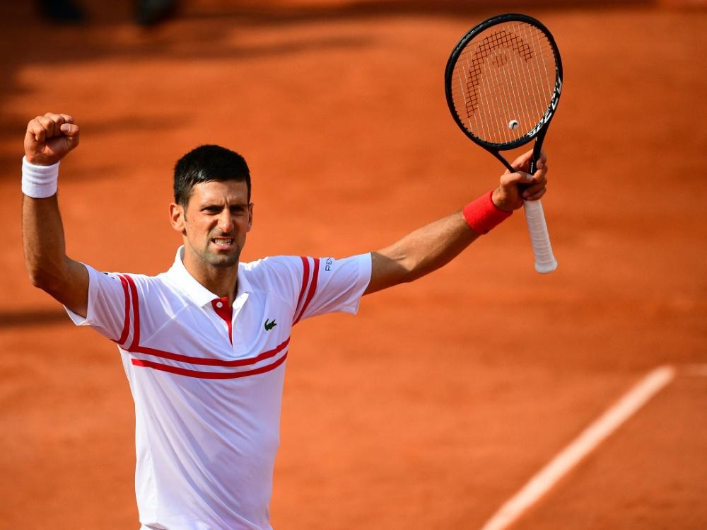 Musetti retires against Djokovic in French Open 4th round! The young Italian was suffering from the back since the 3rd set