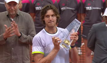 Jarry croque Dimitrov pour s'offrir le titre à Genève 