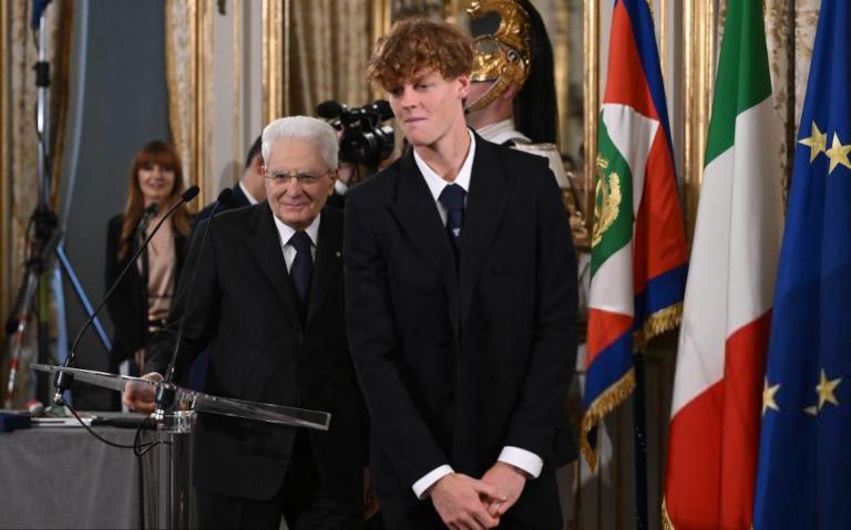 Quand Sinner retient un fou rire face au président italien.