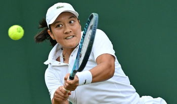 Tan poursuit l'aventure à Wimbledon 