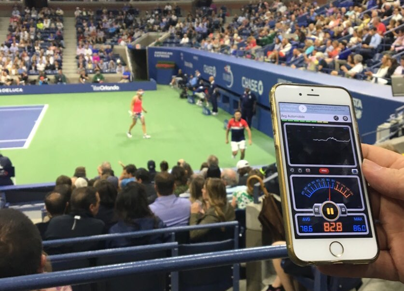 Problème de bruit sous le toit de l'Arthur Ashe Stadium 