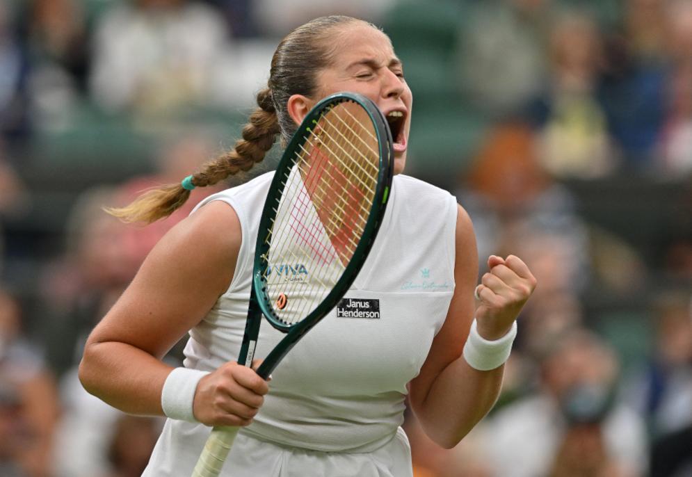 Po šesti letech je Ostapenková opět ve čtvrtfinále Wimbledonu!