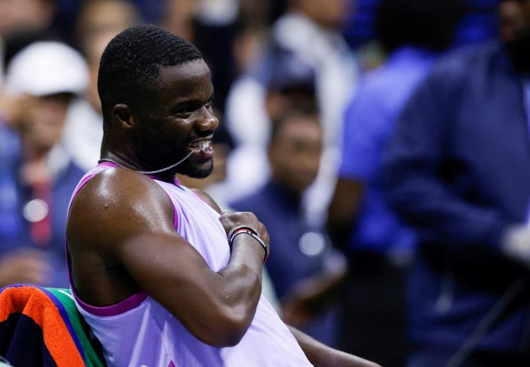 Laver Cup - Tiafoe surprises Medvedev, Team World regains the lead