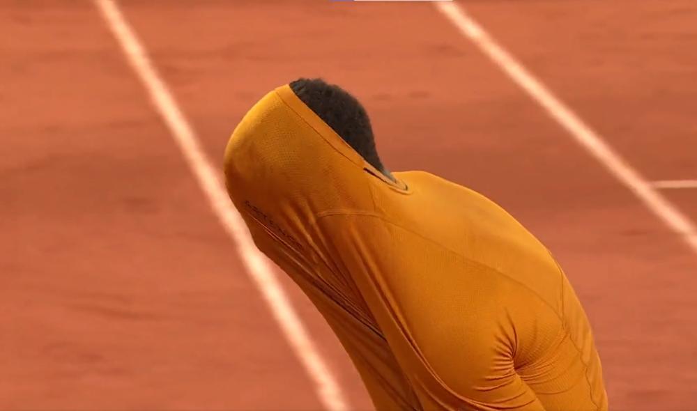 Revivez la balle de match de Monfils depuis le bord du Court Philippe Chatrier.