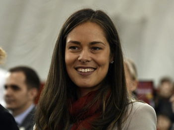 Ivanovic, Hingis, Tsonga und Leconte beim Programm einer Ausstellung in Genf im Mai