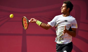 Varillas (avant d'affronter Djokovic) : Quand vous entrez sur le court c'est du 50-50, du un contre un