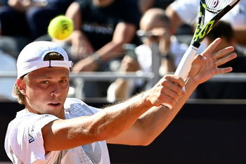 Müller eliminated by Borges at the Australian Open