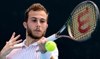 Gaston stays on clay and wins a title!