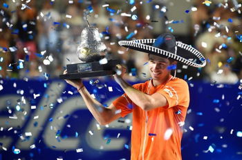 De Minaur, Ebden and Cahill honored at Tennis Australia awards