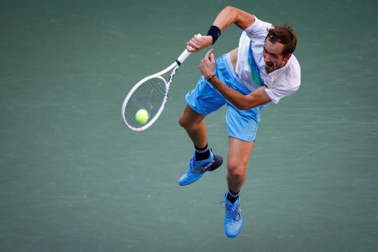 Deux jours après son élimination, Medvedev continue de s’entraîner à Toronto